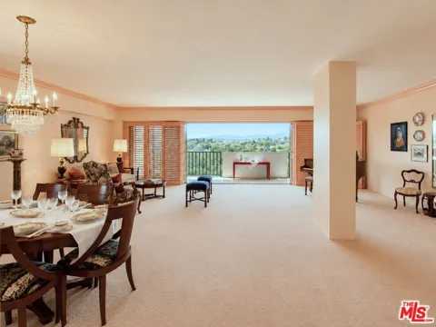 10450 Wilshire Boulevard #10J