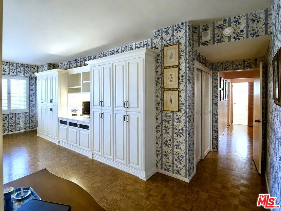 10450 Wilshire Boulevard #10J Los Angeles, CA 90024