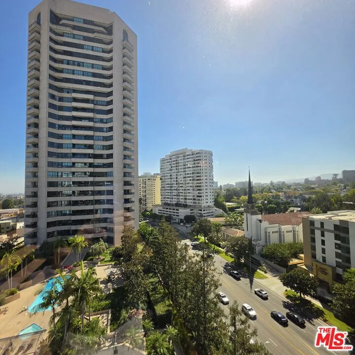 10450 Wilshire Boulevard #10J Los Angeles, CA 90024