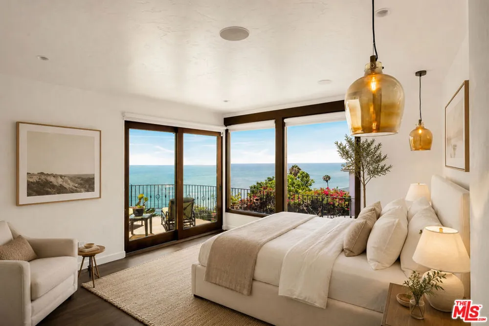 17638 Revello Drive Los Angeles, CA 90272