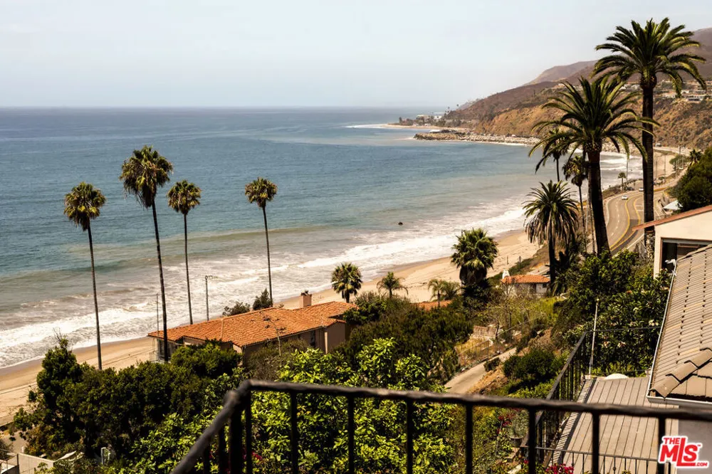 17638 Revello Drive Los Angeles, CA 90272