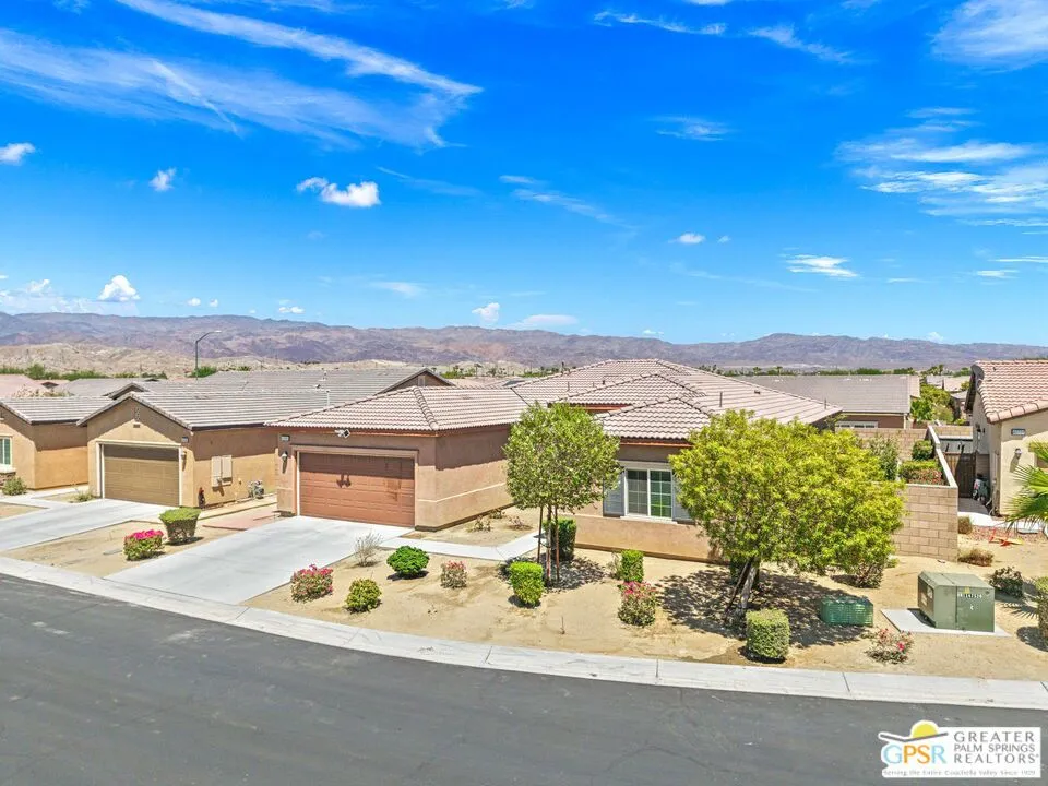 42696 Saragoza Court Indio, CA 92203