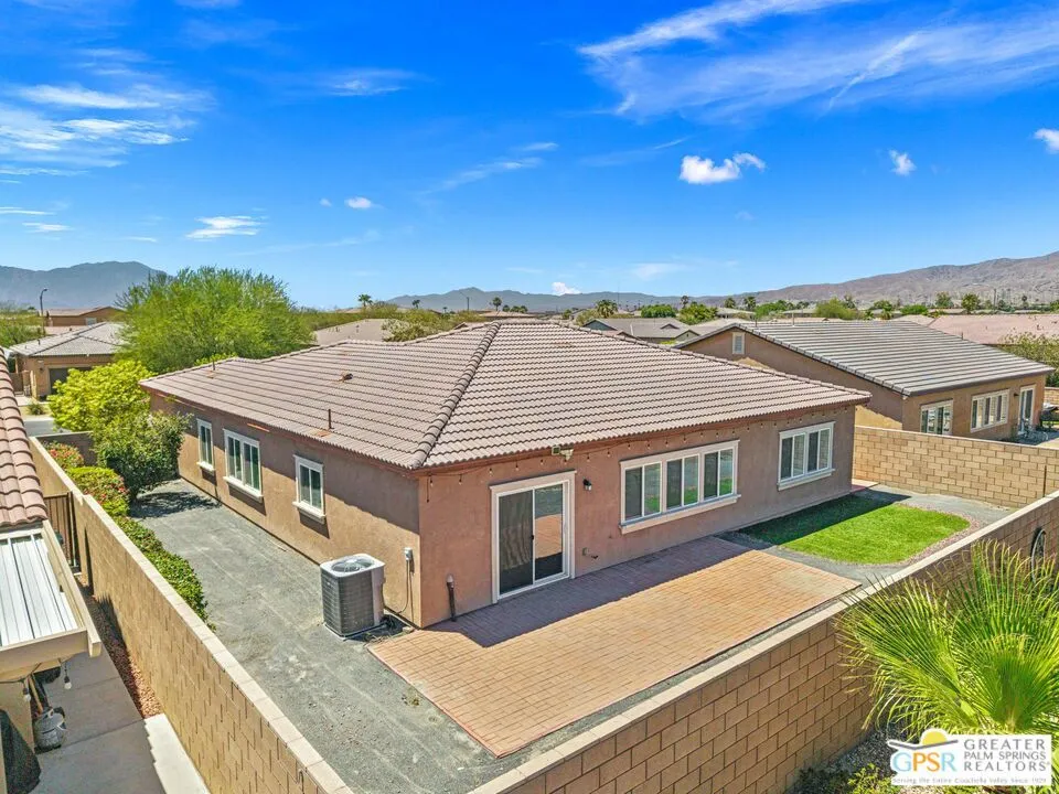 42696 Saragoza Court Indio, CA 92203