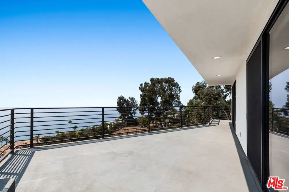 3359 Rambla Pacifico Malibu, CA 90265