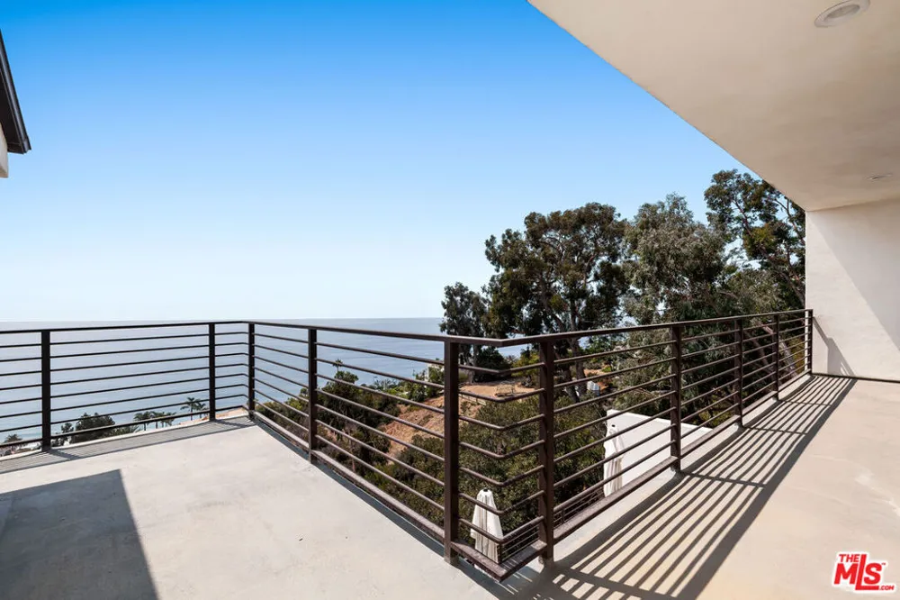 3359 Rambla Pacifico Malibu, CA 90265