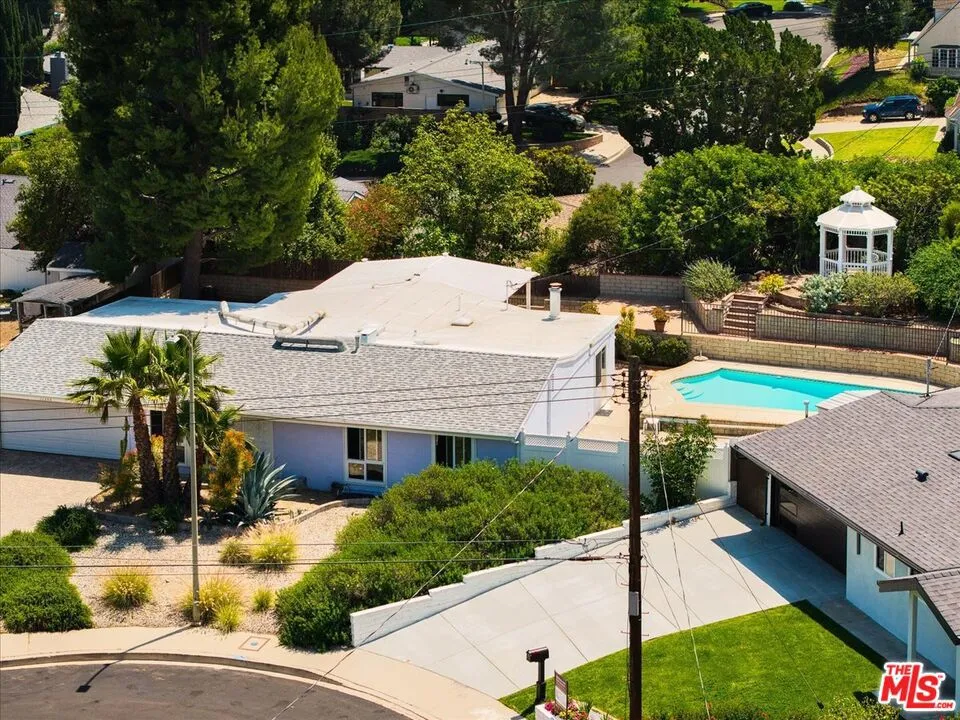 17248 Warrington Drive Granada Hills, CA 91344