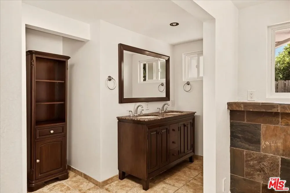 17248 Warrington Drive Granada Hills, CA 91344
