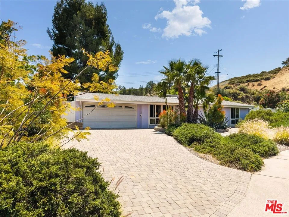 17248 Warrington Drive Granada Hills, CA 91344
