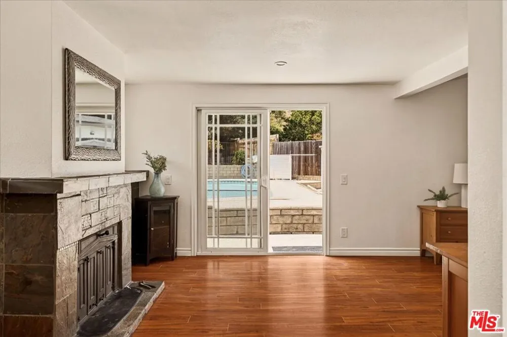 17248 Warrington Drive Granada Hills, CA 91344