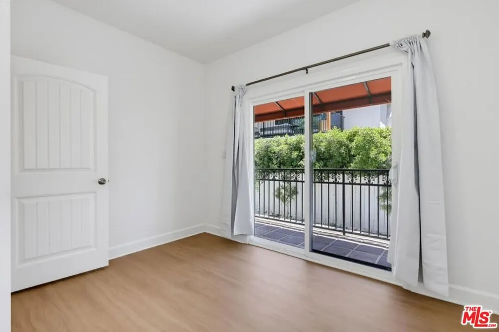 3528 Mesquite Drive Calabasas, CA 91302