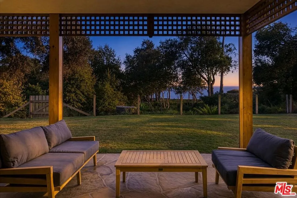 2937 Padaro Lane Carpinteria, CA 93013