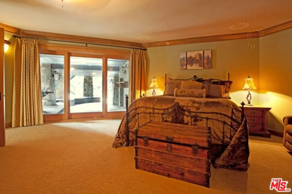 333 Leonard Ave Mammoth Lakes, CA 93529