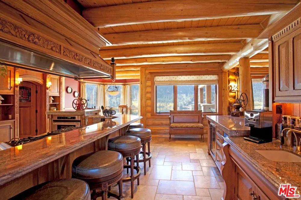 333 Leonard Ave Mammoth Lakes, CA 93529
