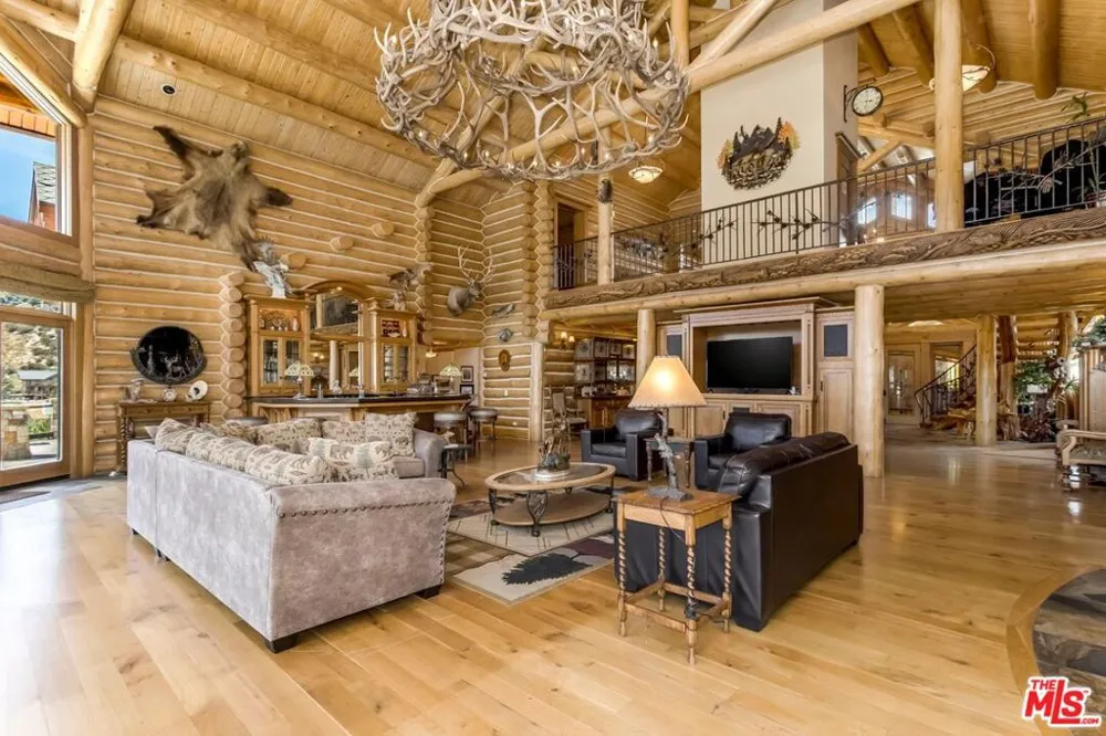 333 Leonard Ave Mammoth Lakes, CA 93529