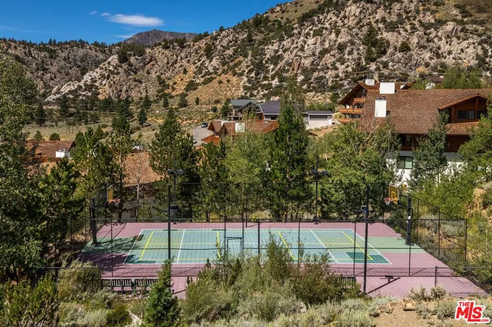 333 Leonard Ave Mammoth Lakes, CA 93529