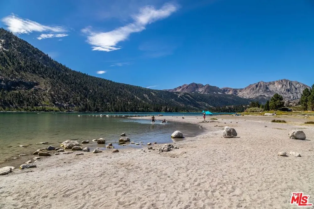 333 Leonard Ave Mammoth Lakes, CA 93529