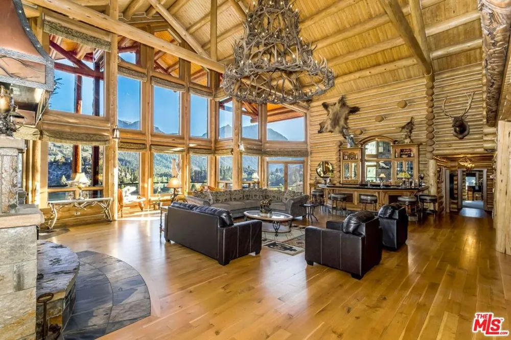 333 Leonard Ave Mammoth Lakes, CA 93529