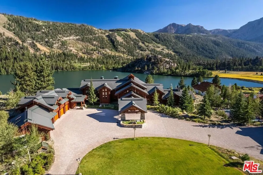 333 Leonard Ave Mammoth Lakes, CA 93529