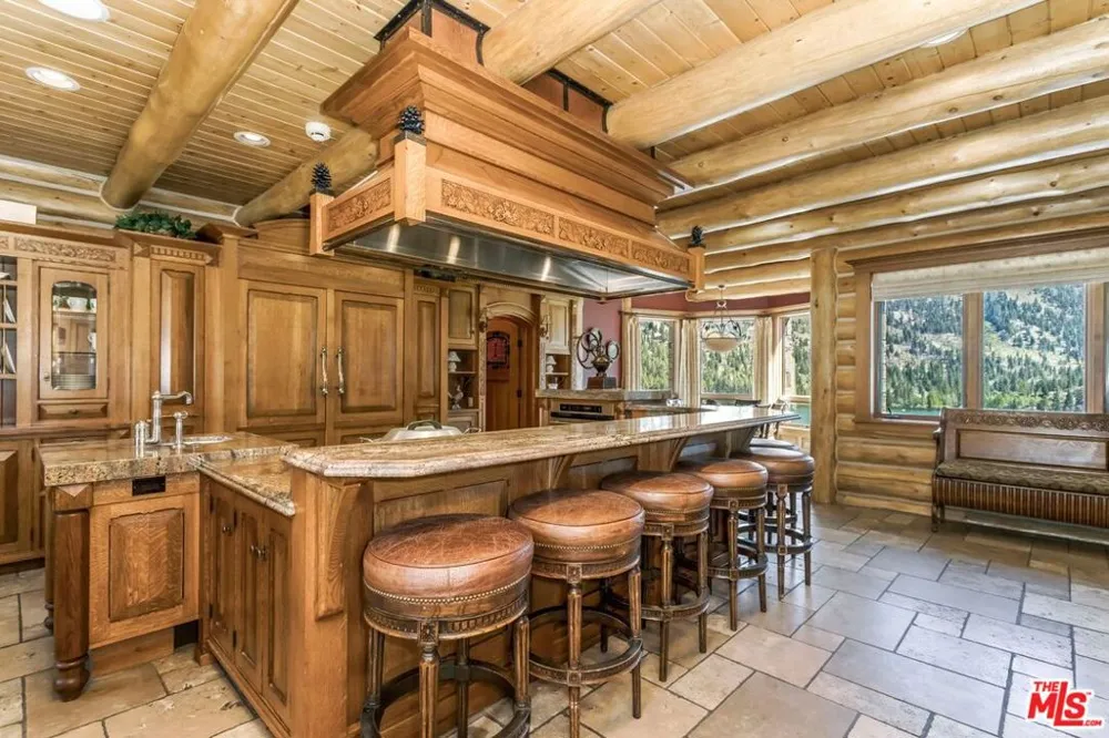 333 Leonard Ave Mammoth Lakes, CA 93529