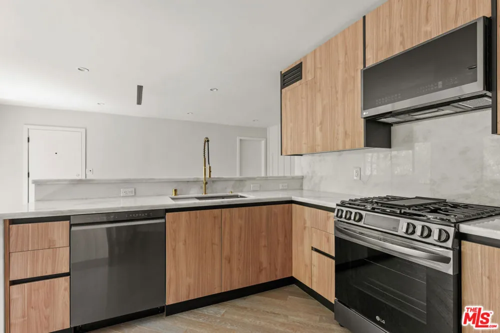 1450 S Crescent Heights Boulevard Los Angeles, CA 90035