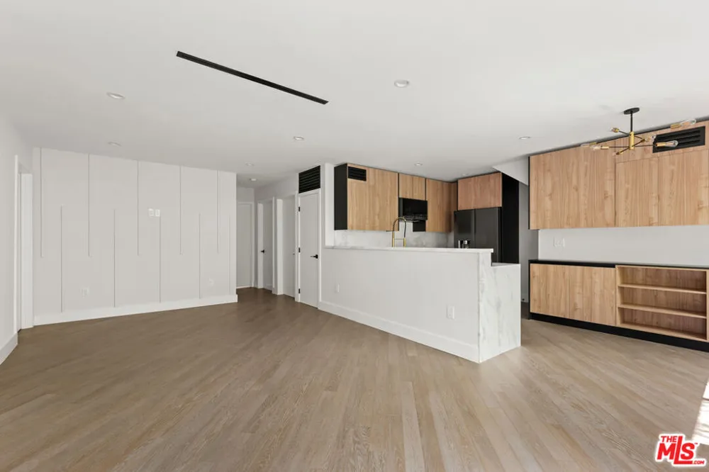 1450 S Crescent Heights Boulevard Los Angeles, CA 90035