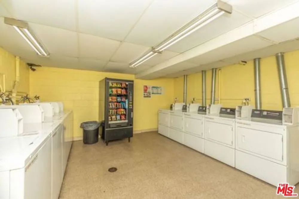 512 Veteran Avenue #316 Los Angeles, CA 90024
