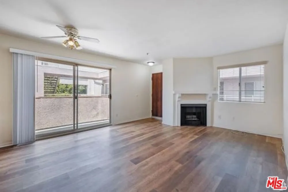 512 Veteran Avenue #316 Los Angeles, CA 90024