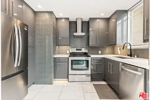 10747 Wilshire Boulevard #1103