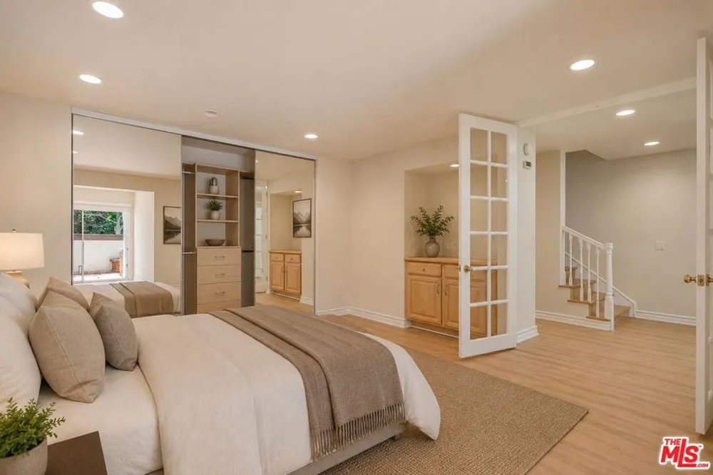 17241 Palisades Circle Pacific Palisades, CA 90272