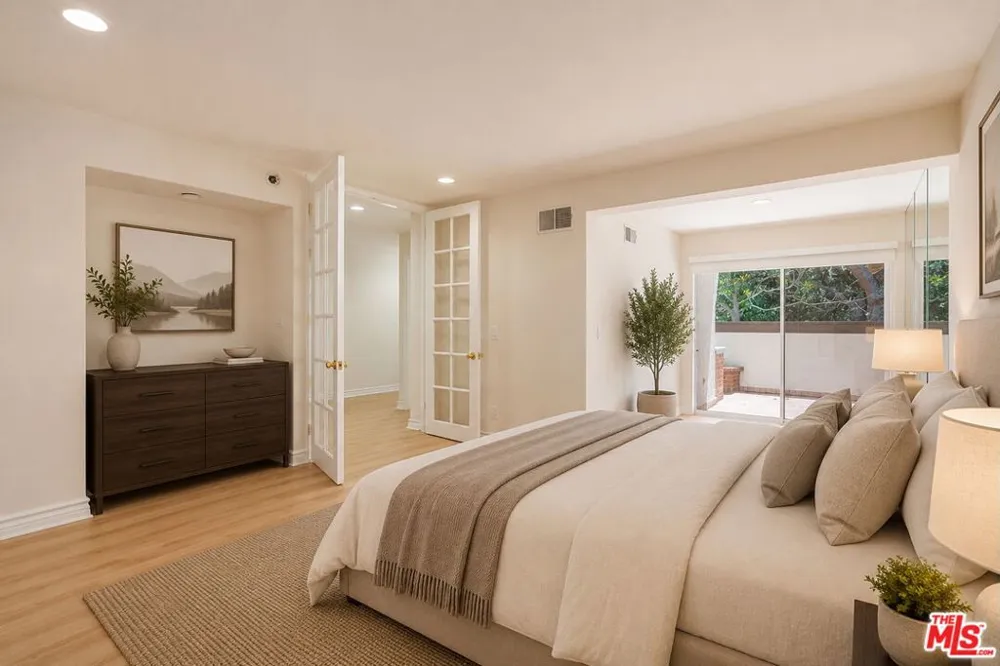 17241 Palisades Circle Pacific Palisades, CA 90272
