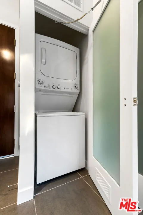939 S Broadway #308 Los Angeles, CA 90015