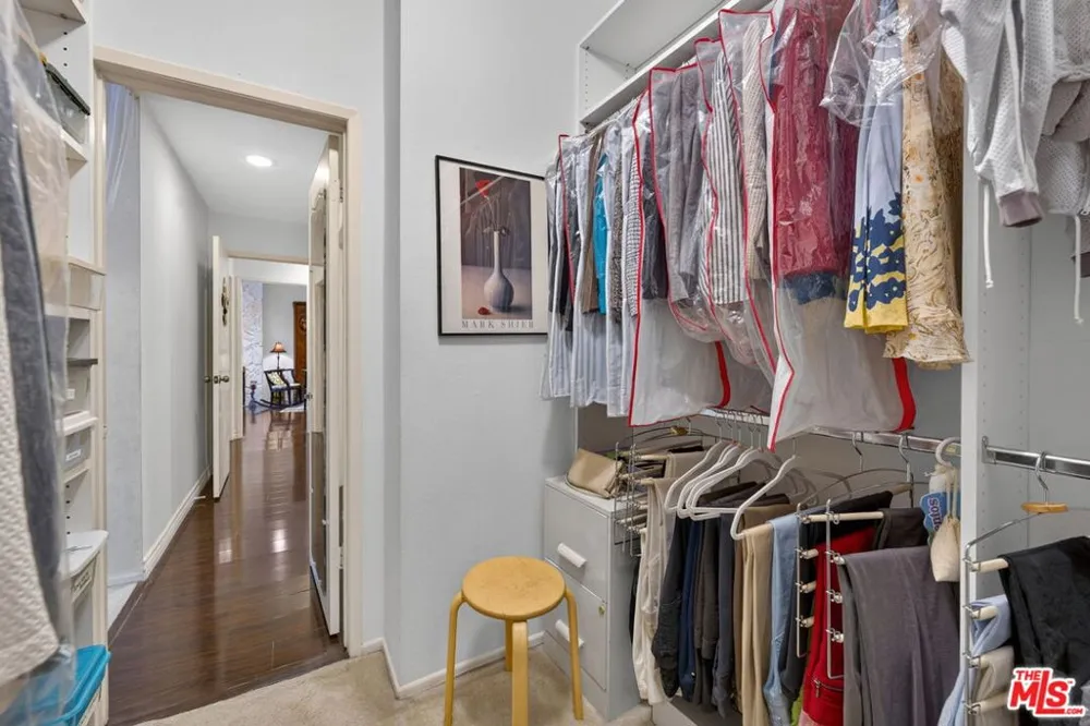 1944 Glendon Avenue #110 Los Angeles, CA 90025