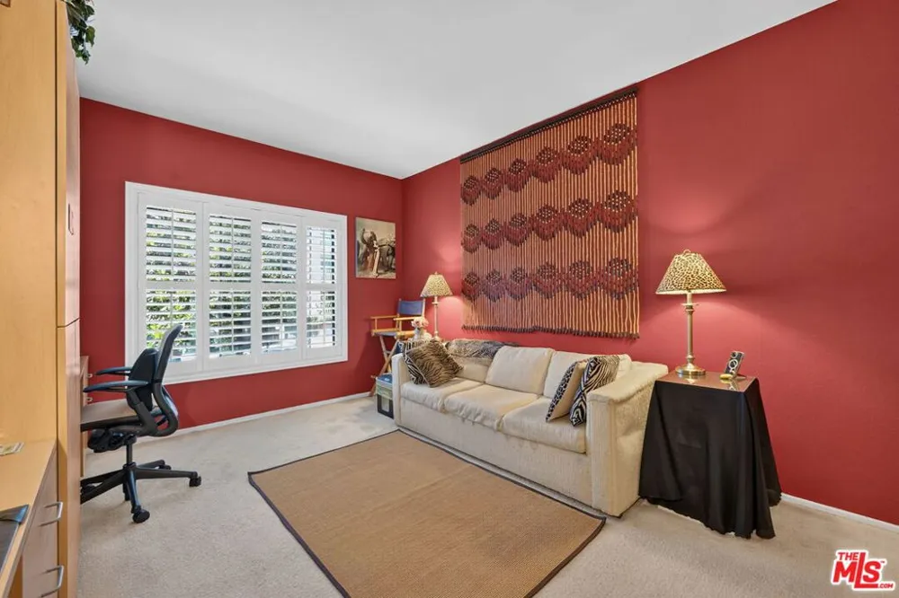 1944 Glendon Avenue #110 Los Angeles, CA 90025