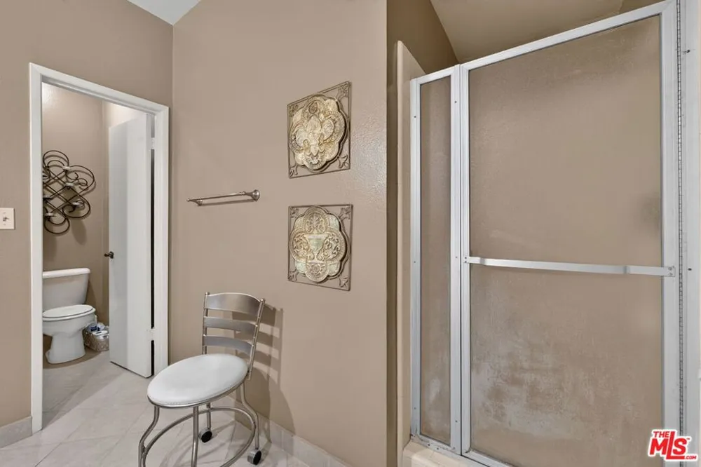 1944 Glendon Avenue #110 Los Angeles, CA 90025