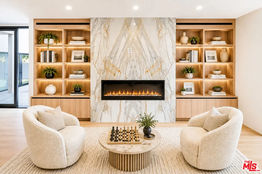 12518 W Sunset Boulevard Los Angeles, CA 90049
