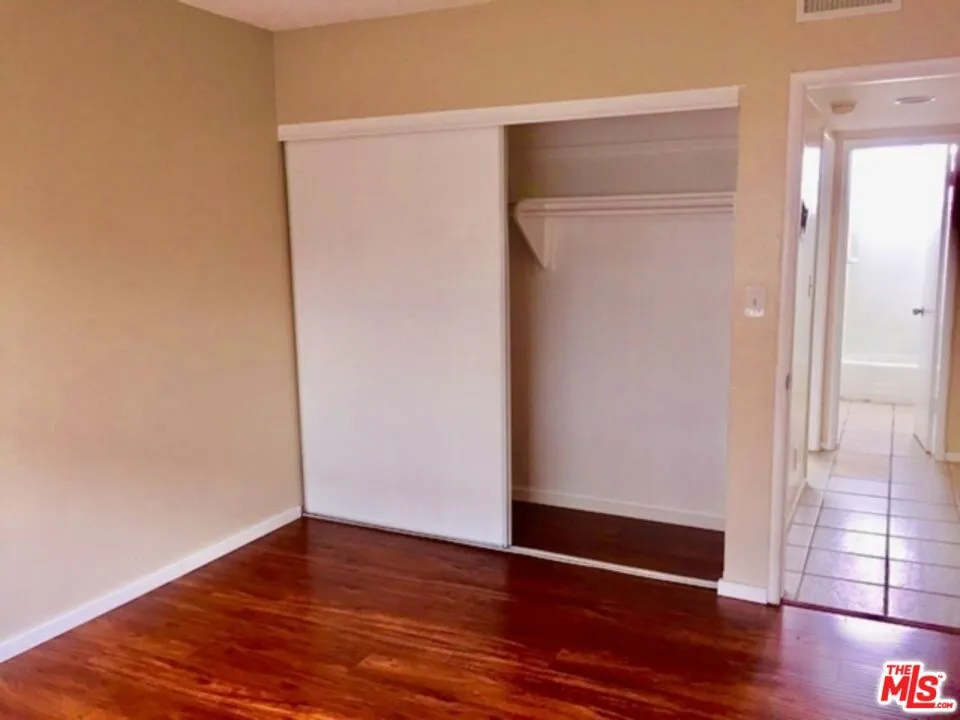 620 Myrtle Avenue #3 Inglewood, CA 90301