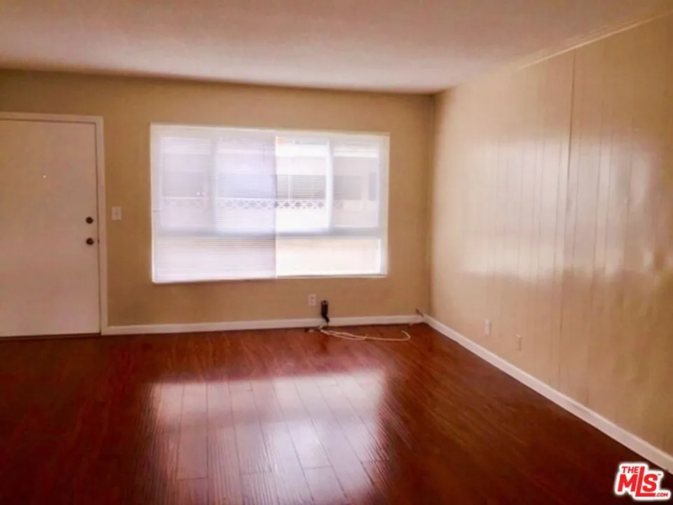 620 Myrtle Avenue #3 Inglewood, CA 90301