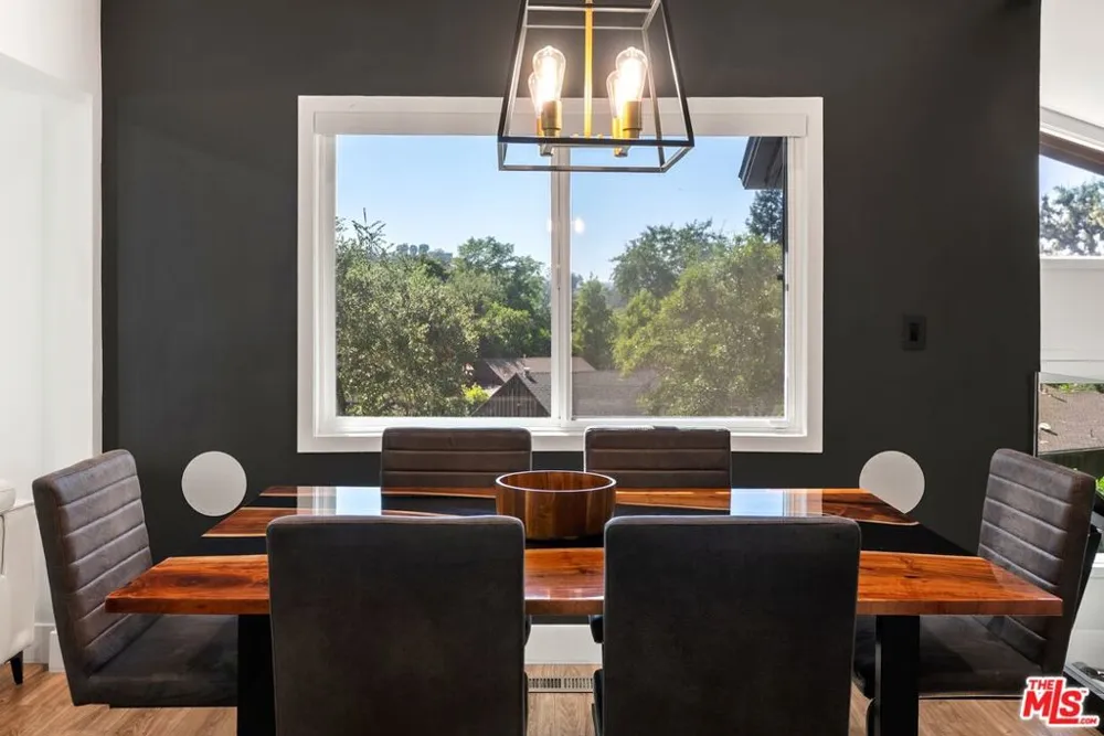 4118 Oak Hollow Road Calabasas, CA 91302