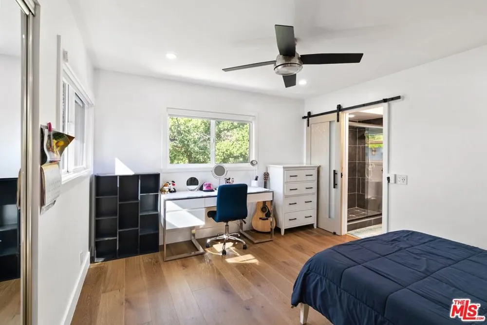 4118 Oak Hollow Road Calabasas, CA 91302