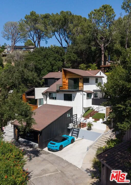 4118 Oak Hollow Road Calabasas, CA 91302