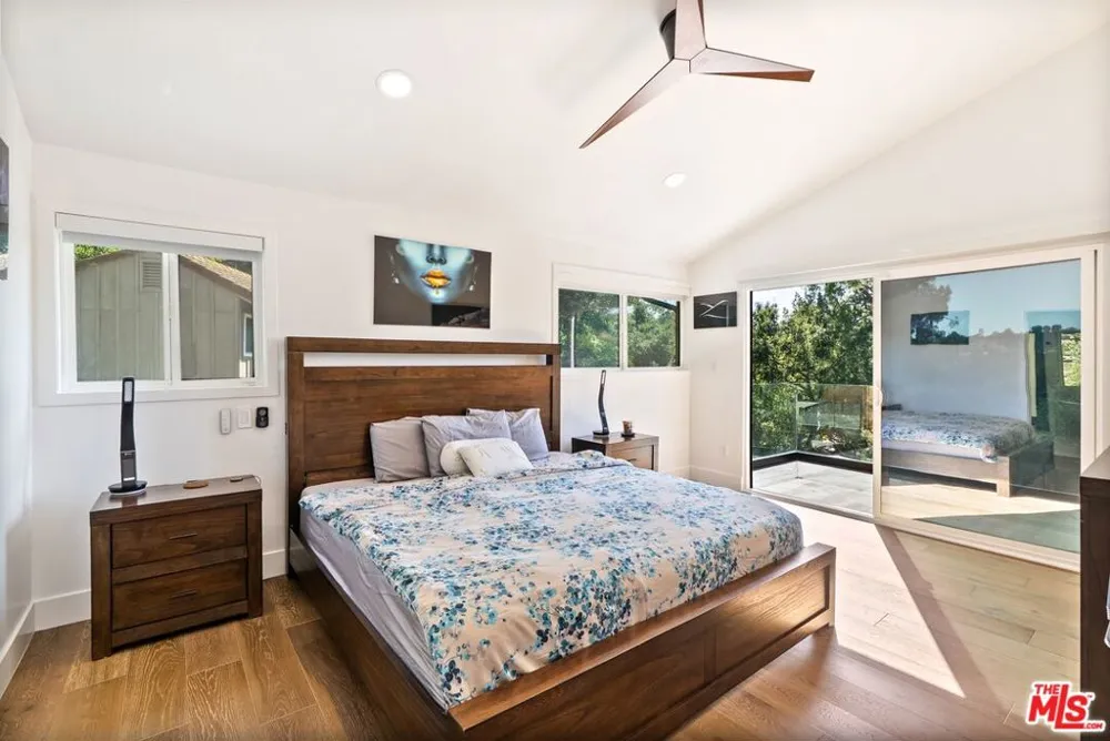 4118 Oak Hollow Road Calabasas, CA 91302