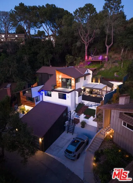 4118 Oak Hollow Road Calabasas, CA 91302