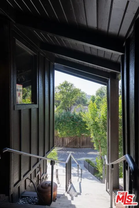 4118 Oak Hollow Road Calabasas, CA 91302