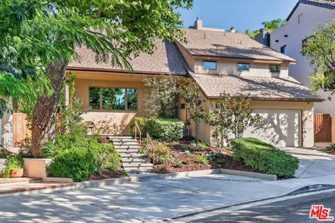4262 Levitt Lane