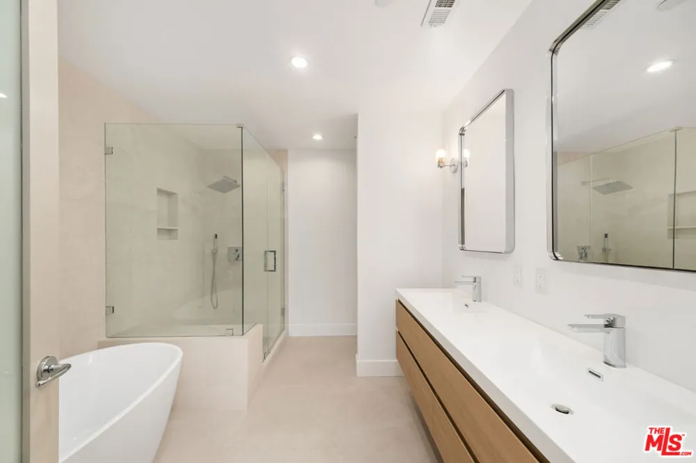 200 Swall Drive #PH9 Beverly Hills, CA 90211