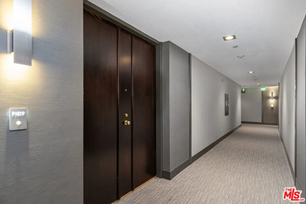 200 Swall Drive #PH9 Beverly Hills, CA 90211