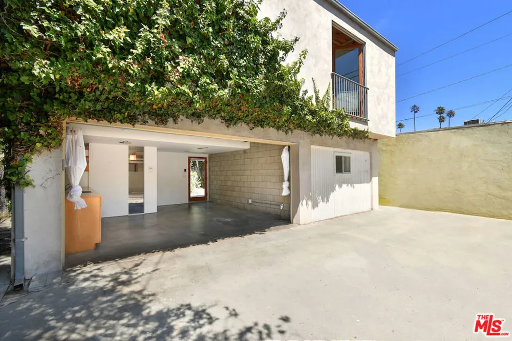 656 Angelus Place Los Angeles, CA 90291
