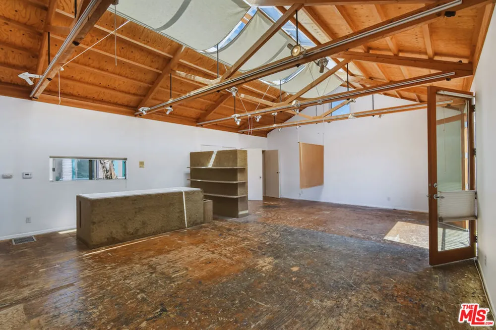 656 Angelus Place Los Angeles, CA 90291
