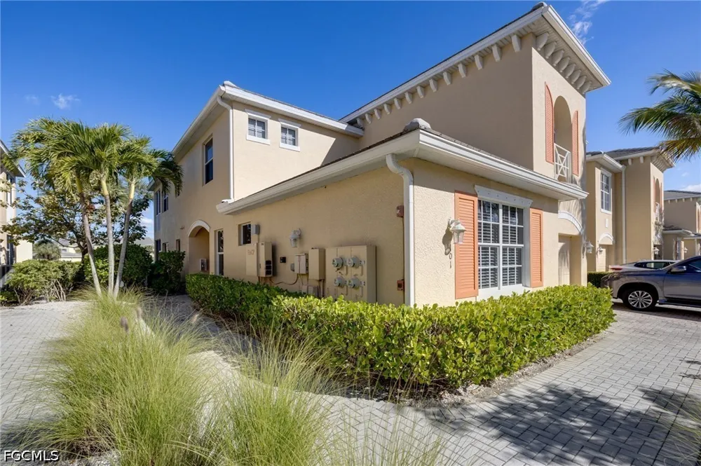 Dolce Vista Road #101 Fort Myers, FL 33908