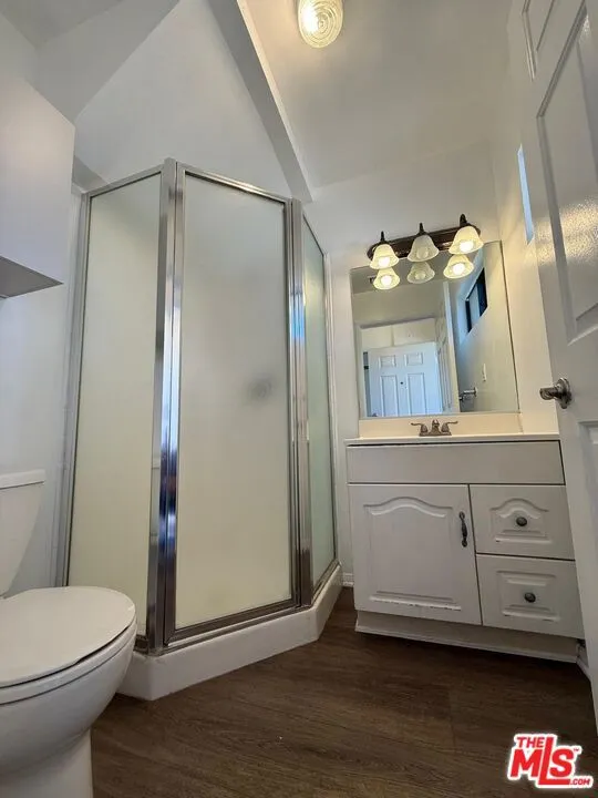 4306 Pennsylvania Avenue La Crescenta, CA 91214